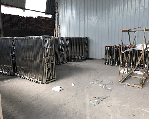 電動(dòng)伸縮門